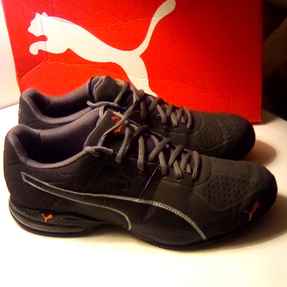 Puma Men's Black and Orange Sneakers